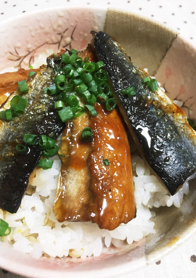 簡単！秋刀魚の蒲焼き丼-レシピのメイン写真
