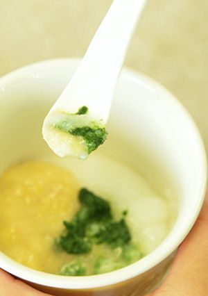 【離乳食初期】バナナと小松菜のおかゆ-レシピのメイン写真