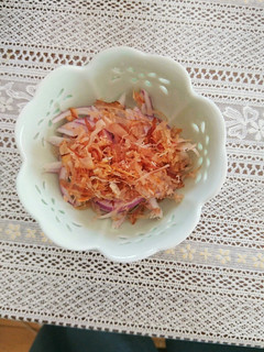 紫玉ねぎとかつお節の醤油和え-レシピのメイン写真