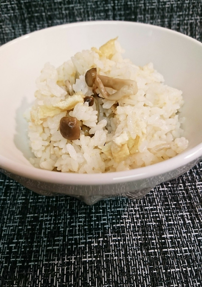 たっぷりしめじたっぷり油揚げ炊き込みご飯-レシピのメイン写真