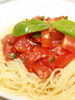 簡単!トマトとカッペリーニで冷製パスタ-レシピのメイン写真