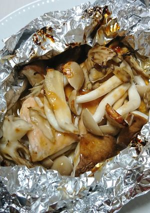カルディパスタソース♪鮭キノコホイル焼き-レシピのメイン写真