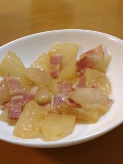 冬瓜とベーコンのニンニクしょう油いため-レシピのメイン写真
