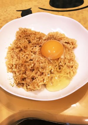 カルボナーラ風！？濃厚焼きチキンラーメン-レシピのメイン写真
