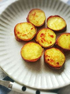 残った焼き芋でバター焼き。-レシピのメイン写真