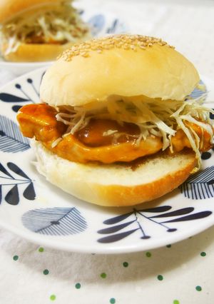 手作り照り焼きチキンバーガー♪むね肉で♪-レシピのメイン写真