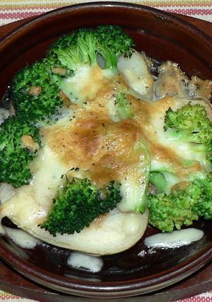 ブロッコリーとポテトのチーズ載せ焼き-レシピのメイン写真