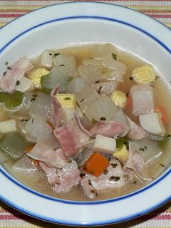 コロコロ野菜とベーコンのコンソメスープ煮-レシピのメイン写真