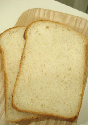 ☆HB全粒粉入り毎日食パン☆-レシピのメイン写真