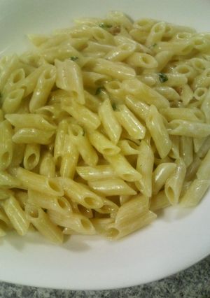 一口ペンネのにんにくバジルクリーム-レシピのメイン写真