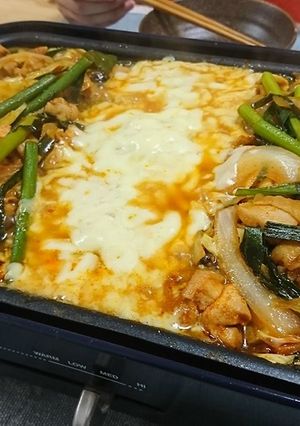ホットプレートでチーズタッカルビ-レシピのメイン写真