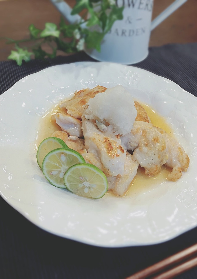 しっとり♡鶏胸肉のすだちおろしソースがけ-レシピのメイン写真