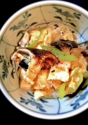 ヘルシー！きのこと油揚げの卵とじ丼-レシピのメイン写真