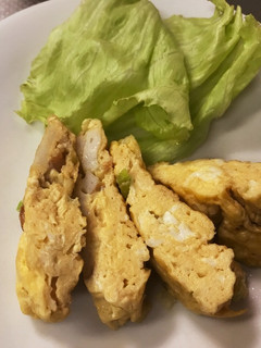 朝食・お弁当に!竹輪とネギの卵焼き♪-レシピのメイン写真