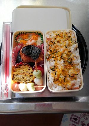 とり照り焼きバーグ弁当-レシピのメイン写真