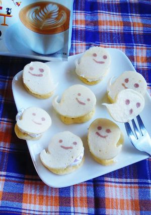 おばけのビックリ‼クリームサンド-レシピのメイン写真