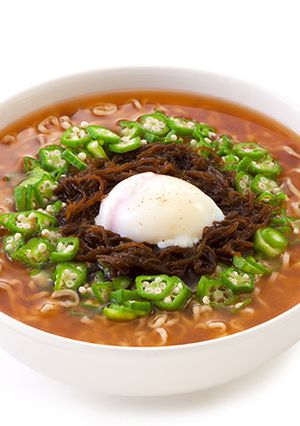 もずくとオクラの温泉卵麺-レシピのメイン写真