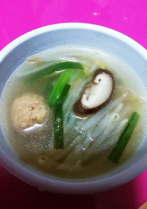 簡単♪市販の肉団子ともやしの中華スープ-レシピのメイン写真
