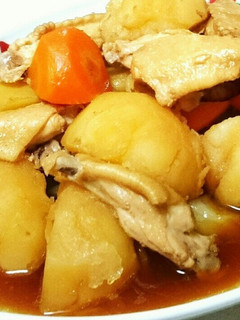 じゃがいもと柔らか手羽中の煮物♥簡単☆-レシピのメイン写真