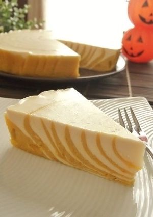 南瓜とレアチーズのストライプケーキ-レシピのメイン写真