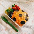 てんとう虫のオムライス弁当