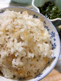 白だしで簡単*しらすの炊き込みごはん*-レシピのメイン写真