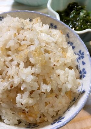 白だしで簡単＊しらすの炊き込みごはん＊-レシピのメイン写真