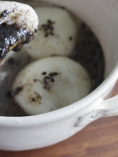 ごまたっぷり、黒胡麻餡団子♪-レシピのメイン写真