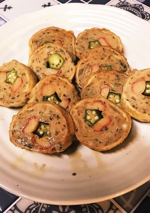 鶏ひき肉のカニカマオクラのお花油揚げ巻き-レシピのメイン写真