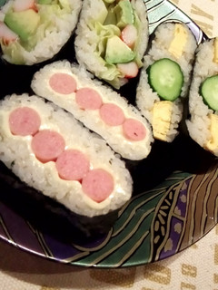簡単!見た目もきれい!おにぎらず3種-レシピのメイン写真