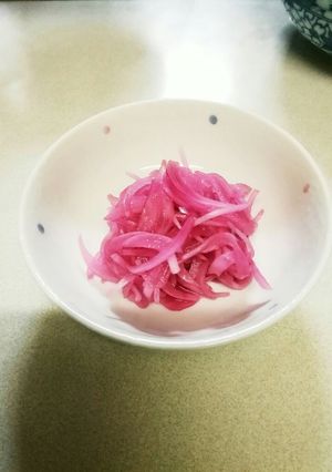 超簡単!紫玉ねぎの酢漬-レシピのメイン写真