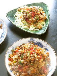 野菜がメインの四川風豚肉麻婆そぼろ丼&麺-レシピのメイン写真
