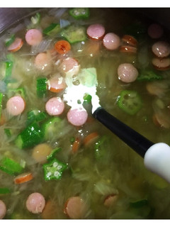 マギーブイヨンで野菜スープ-レシピのメイン写真