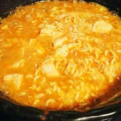 รูปของ 鍋の後の辛ラーメン♪