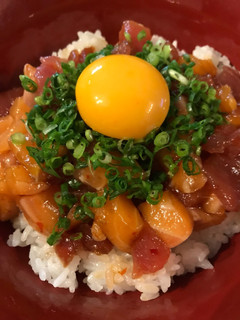 マグロとサーモンのユッケ丼-レシピのメイン写真
