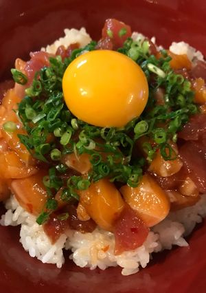 マグロとサーモンのユッケ丼-レシピのメイン写真