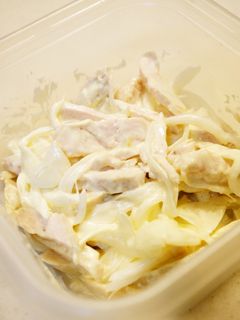 鶏胸肉と酢玉ねぎのマヨネーズ和え-レシピのメイン写真