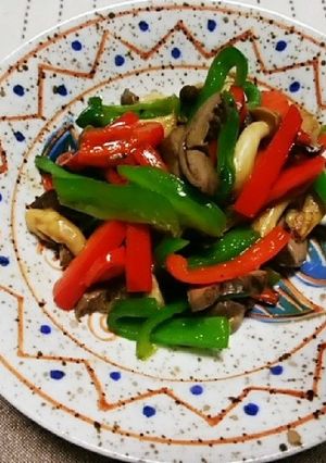 鶏ハツとカラーピーマン、シメジの炒め物♬-レシピのメイン写真