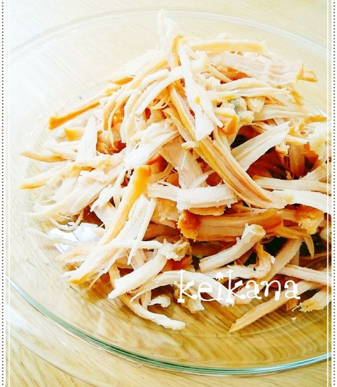 超簡単♪裂いて旨っ☆鶏むね肉おつまみ♡ by keikana