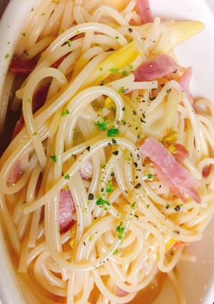 セロリとベーコンのカルボナーラ-レシピのメイン写真