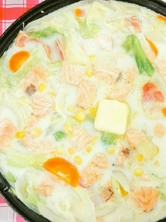 ほっこり♪生秋鮭で牧場(まきば)鍋♪-レシピのメイン写真