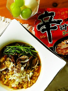 あさりの旨味で辛ラーメン-レシピのメイン写真