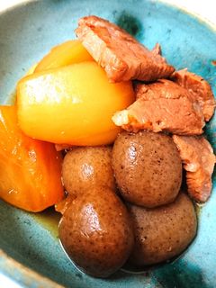 ぷりっぷり蒟蒻とカブ豚肉の煮物-レシピのメイン写真