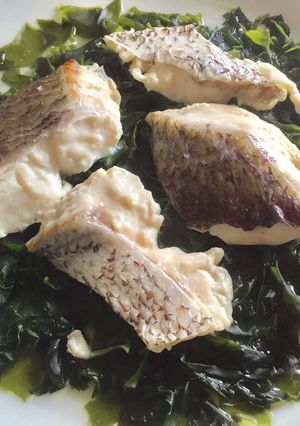 鯛とわかめの酒蒸し-レシピのメイン写真