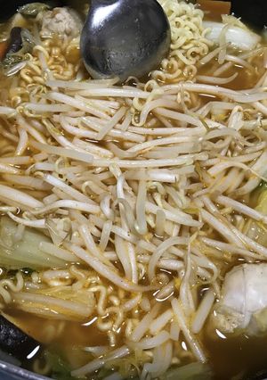 辛ラーメンでホカホカ鍋-レシピのメイン写真