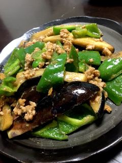茄子とピーマンの肉味噌炒め-レシピのメイン写真