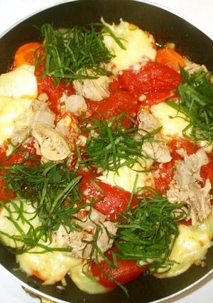 ツナとじゃが芋のワイン煮♪簡単チーズ入り-レシピのメイン写真