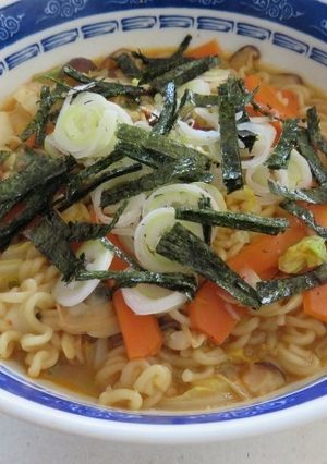 辛ラーメンde味噌アイスチーズ-レシピのメイン写真