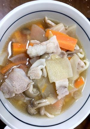 簡単めんつゆ煮込みうどん-レシピのメイン写真