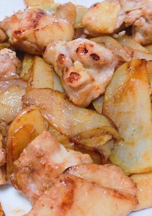 簡単！じゃがいもと鶏肉のだしつゆ炒め-レシピのメイン写真